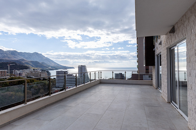 For sale: a spacious and luxuriously furnished three-bedroom apartment in the Sunny Side complex. — photo 14